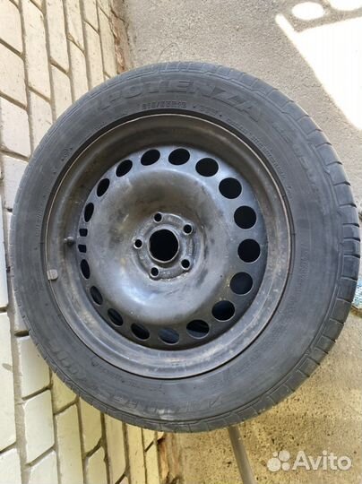 Bridgestone Potenza RE 050A l 215/55 R16