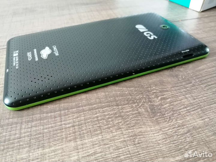 Планшет GS700