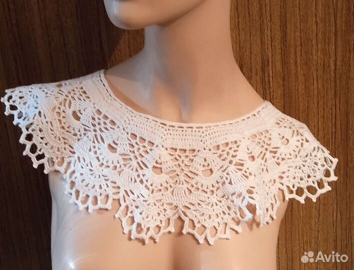 Кружевной воротничок