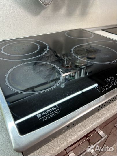 Варочная панель электрическая Hotpoint Ariston