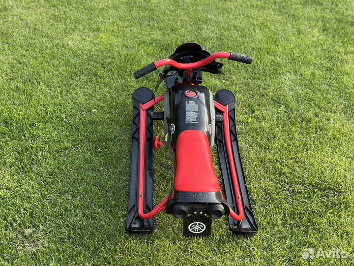 Снегокат yamaha with LED б/у