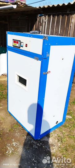 Инкубатор на 440 яиц,полностью автоматический