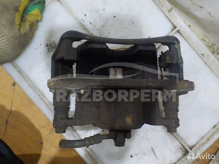 Суппорт тормозной передний левый Honda Civic