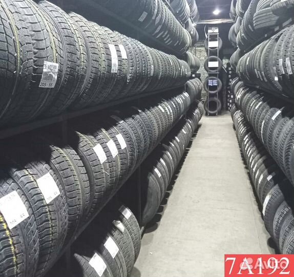 Goodyear Ice Navi Zea 215/65 R16 98H