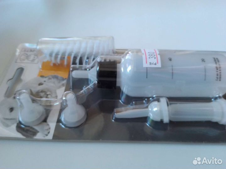 Бутылочка для кормления маленьких животных