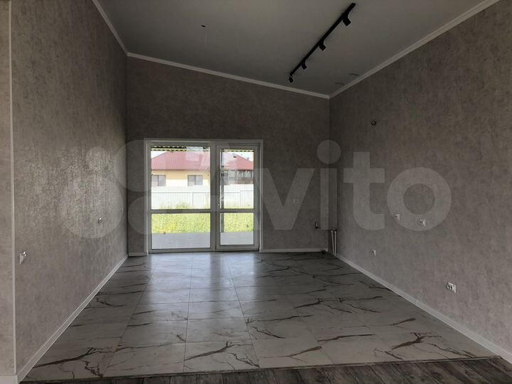 Дом 100 м² на участке 8 сот.