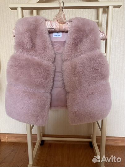 Жилетка меховая Mayoral