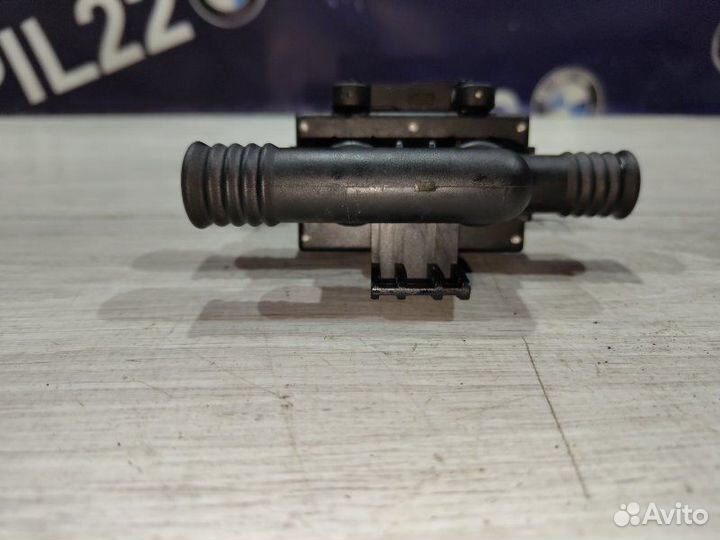 Клапан отопителя Bmw 525I E39 M54B25 10/2001