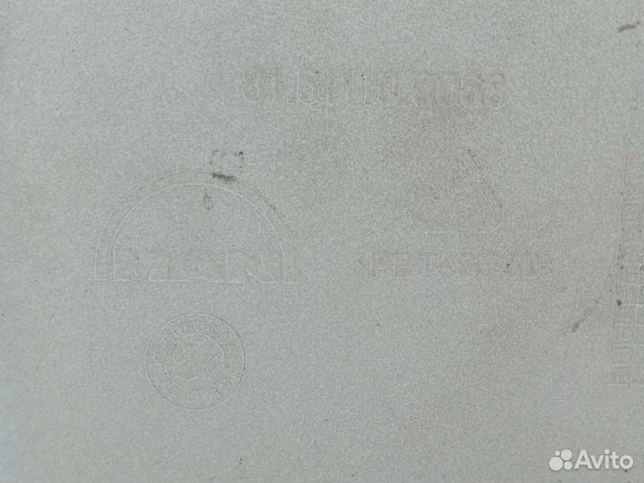 Оперение кабины грузовика