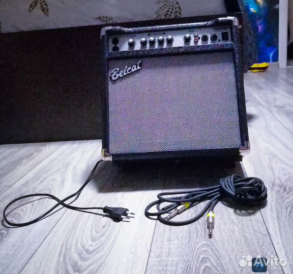 Бас-гитара (J-J) Clevan и комбоусилитель