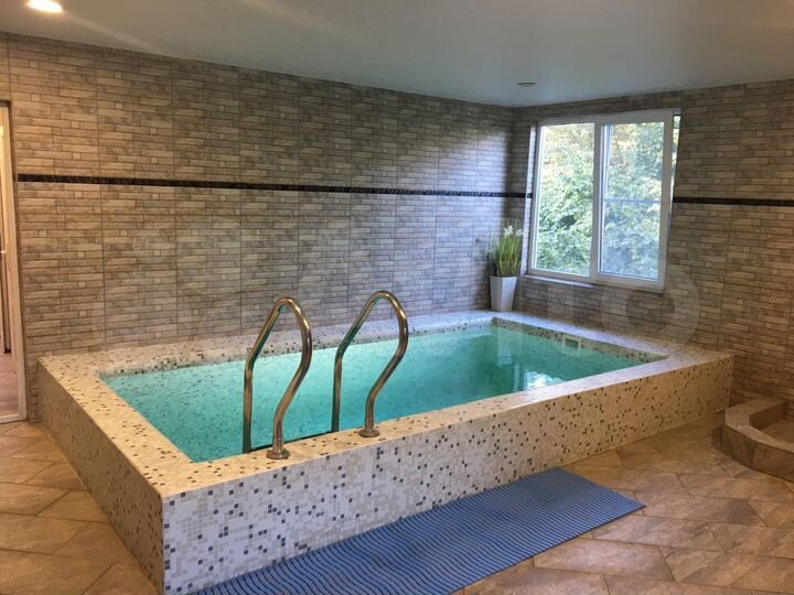 Дом 200 м² на участке 15 сот.