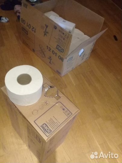 Бумажные полотенца, туалетная бумага