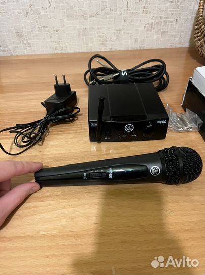 Продам Микрофон AKG WMS40 PRO Mini Vocal Set