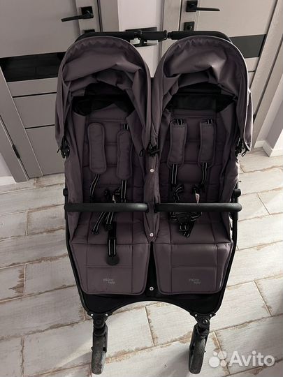 Коляска для погодок двойни Valco baby snap duo