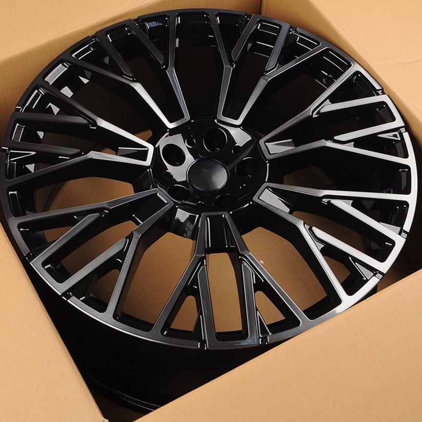 Диски на BMW X7 (G), BMW X5 (G), BMW X6 (G) Powcan 3S1111 9.5x22/5x112 D66.6 ET37 BKF black clear (M