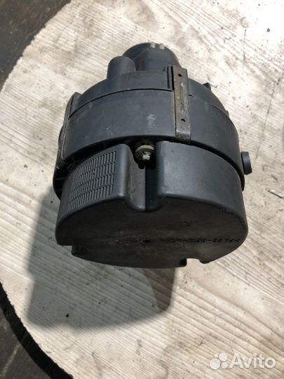 Насос продувки катализатора Mercedes Benz W220