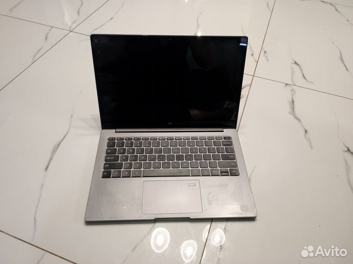 Ноутбук Xiaomi Mi Notebook Air 13.3