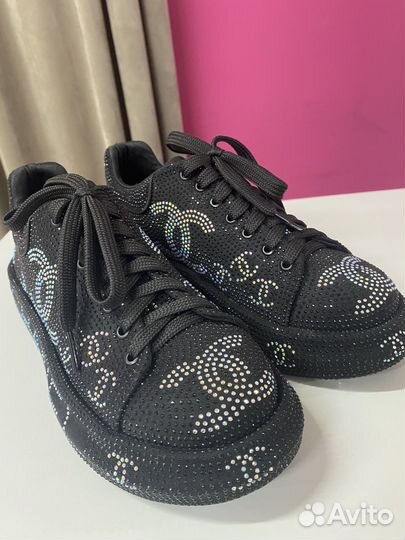Кроссовки женские 38 размер новые