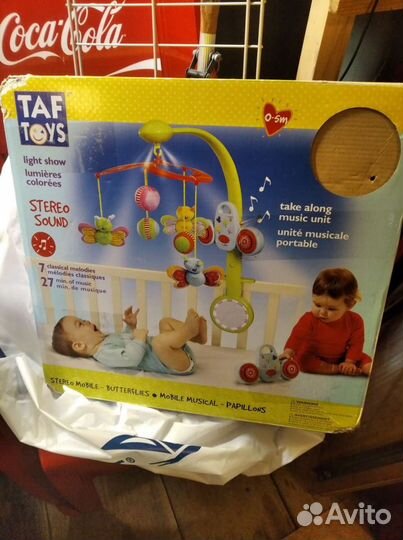 Мобиль - игрушка для новорожденных