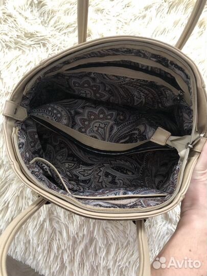 Сумка бежевая