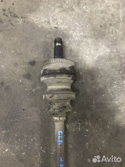 Полуось (привод) задняя левая