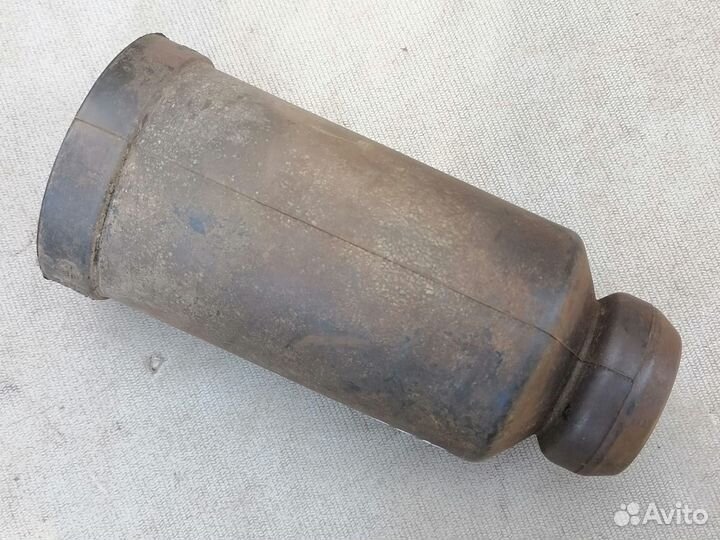 Пыльник амортизатора Mitsubishi Lancer 9