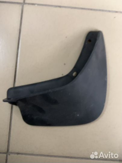 Брызговик задний левый chevrolet lacetti 96545639
