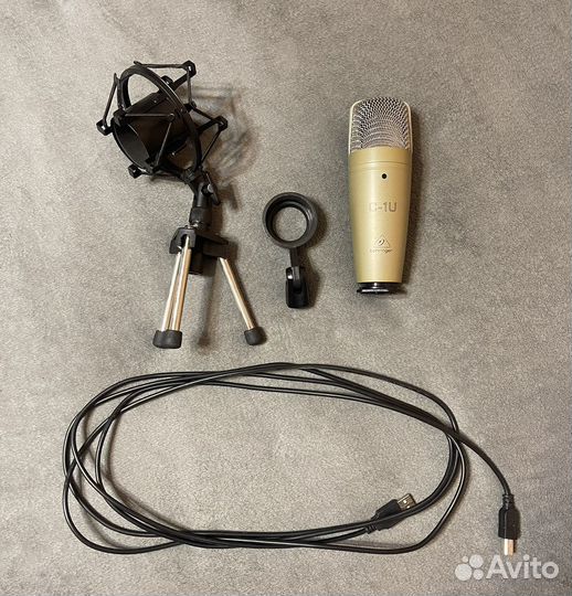 Behringer C1U