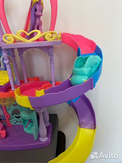 My Little Pony замок искорки