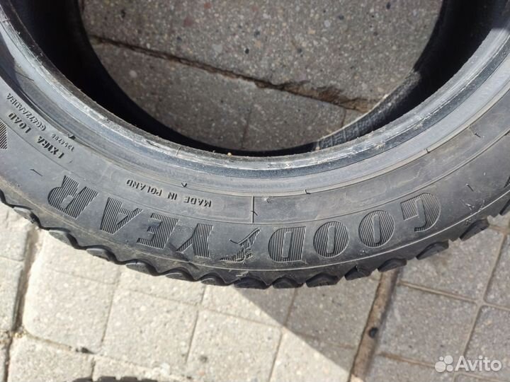 Goodyear Ultra Grip Ice Arctic 2 205/55 R16 94T