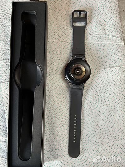 Продается телефон и смарт часы