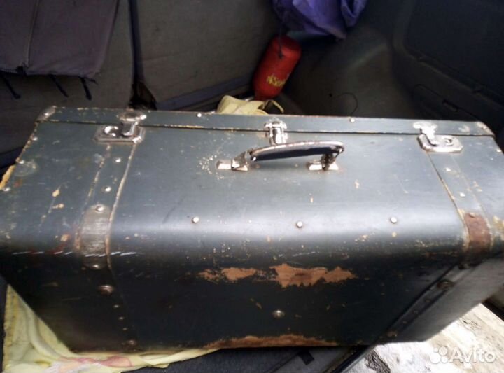 Чемодан старинный дерево