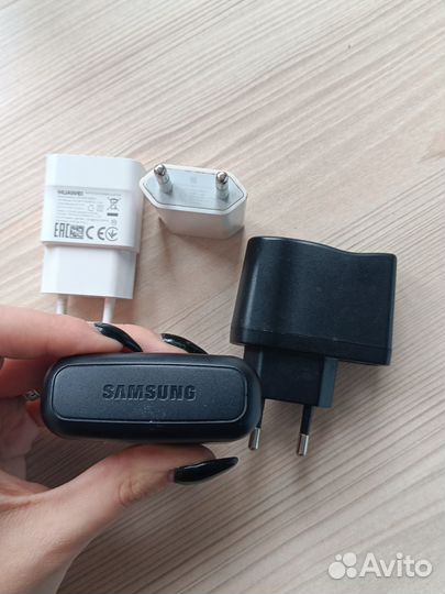 Аксессуары для телефонов