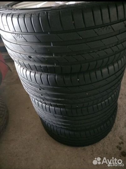 Kumho Ecsta PS71 225/45 R17