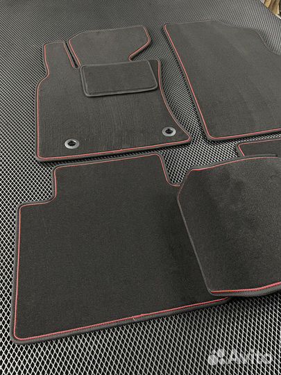 Автоковрики Toyota Camry 2017-2023