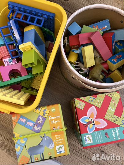 Детские развивающие игрушки