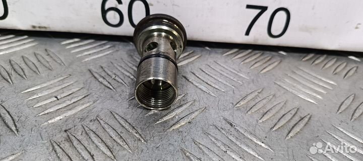 Б/У Шток масляного фильтра Nissan Qashqai#001