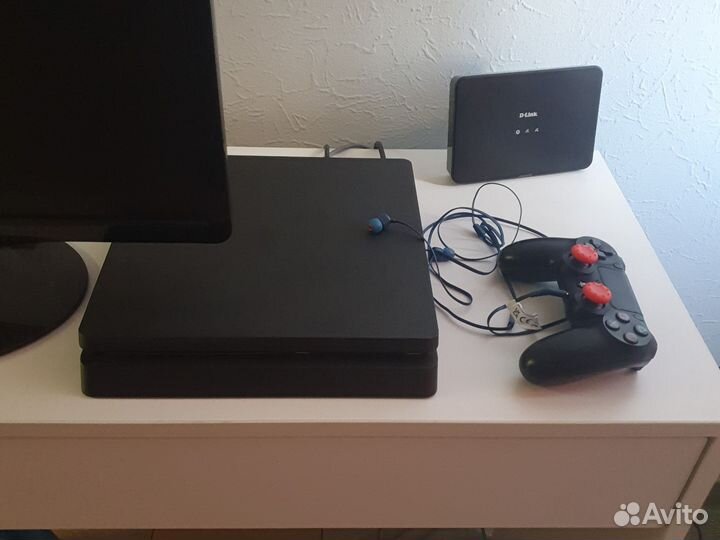 Sony PS4 slim 1tb