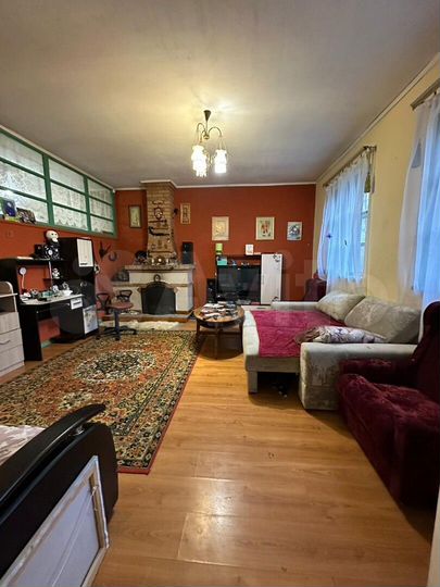 Дом 126,7 м² на участке 10,8 сот.