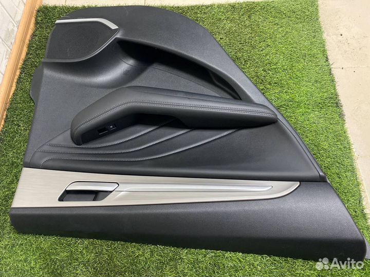 Обшивка двери задняя левая Haval F7 универсал 1.5