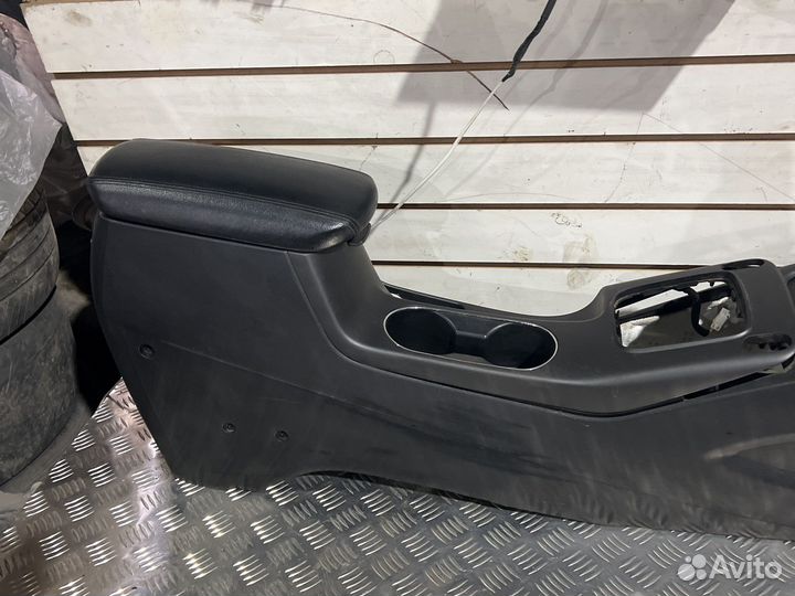 Подлокотник kia cerato 3