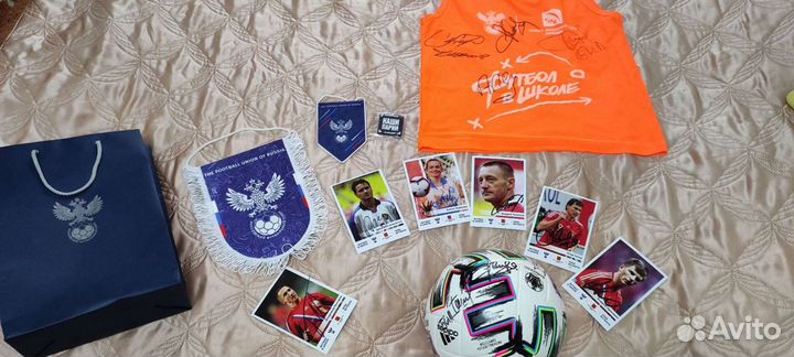 Футбольный мяч adidas с автографами А. Аршавина