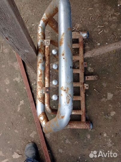 Кенгурятник на ниву