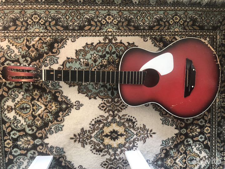 Гитара 6 струнная