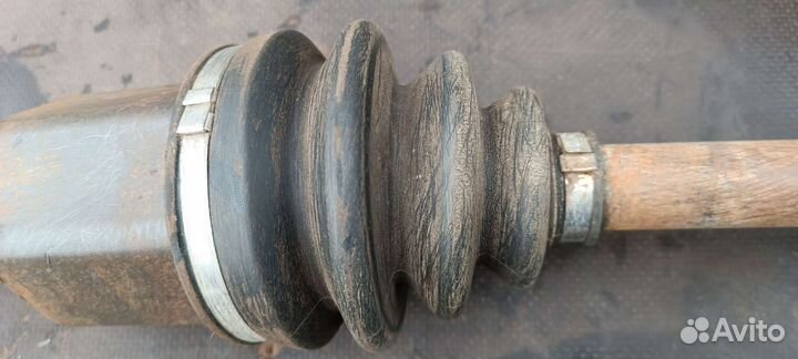 Привод левый Форд Фокус 2 2.0 АКПП