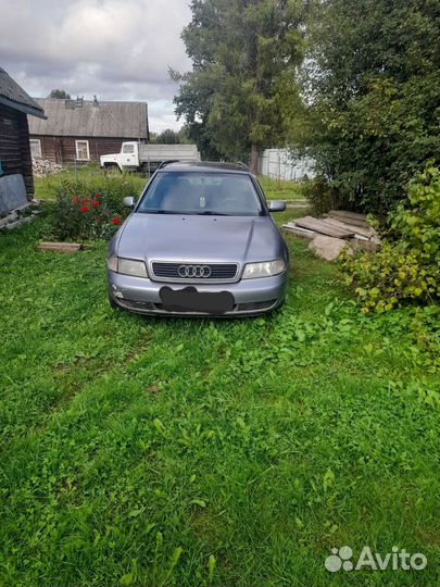 Audi A4 1.8 МТ, 1998, 720 000 км