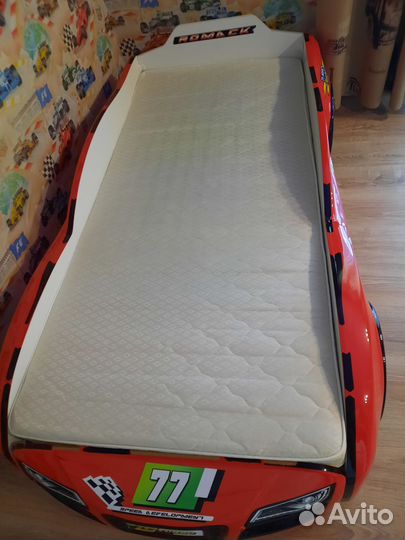 Детская кровать-машина