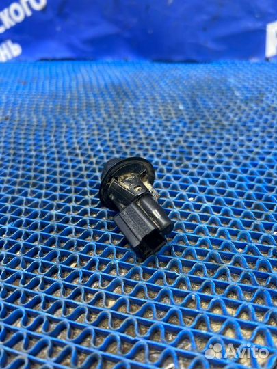 Концевик двери Renault Logan 1 седан 2007