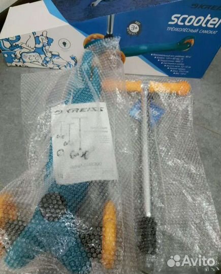 Детский самокат новый