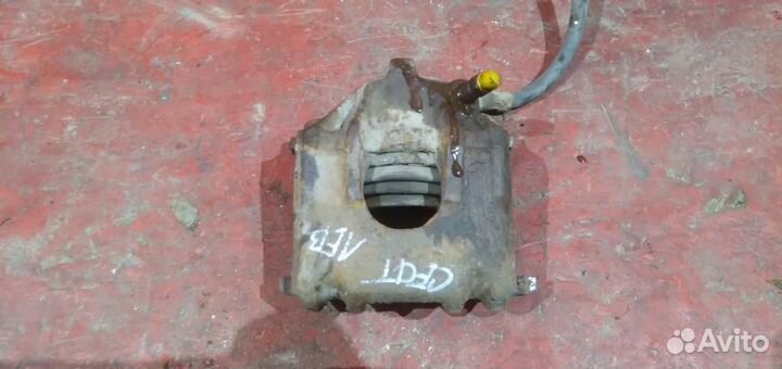 Сеат кордоба суппорт передний левый гольф 3 венто